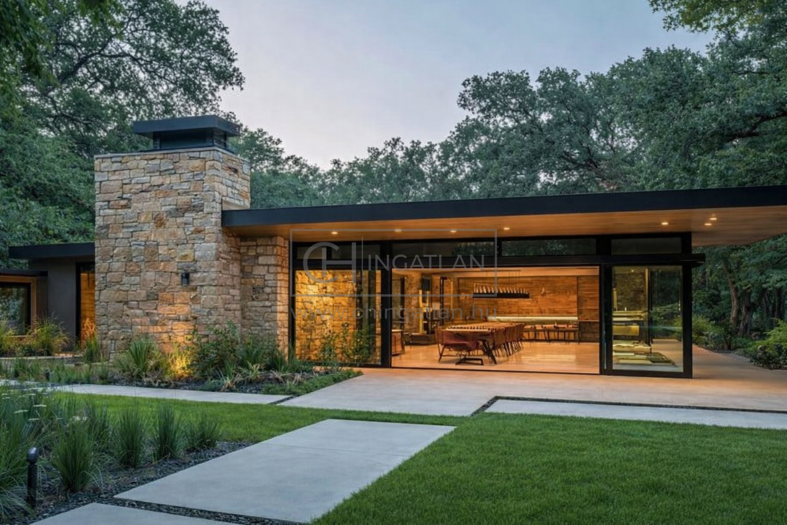 Ősfás telken modern, üvegfelületekkel nyitott, prémium családi villa!